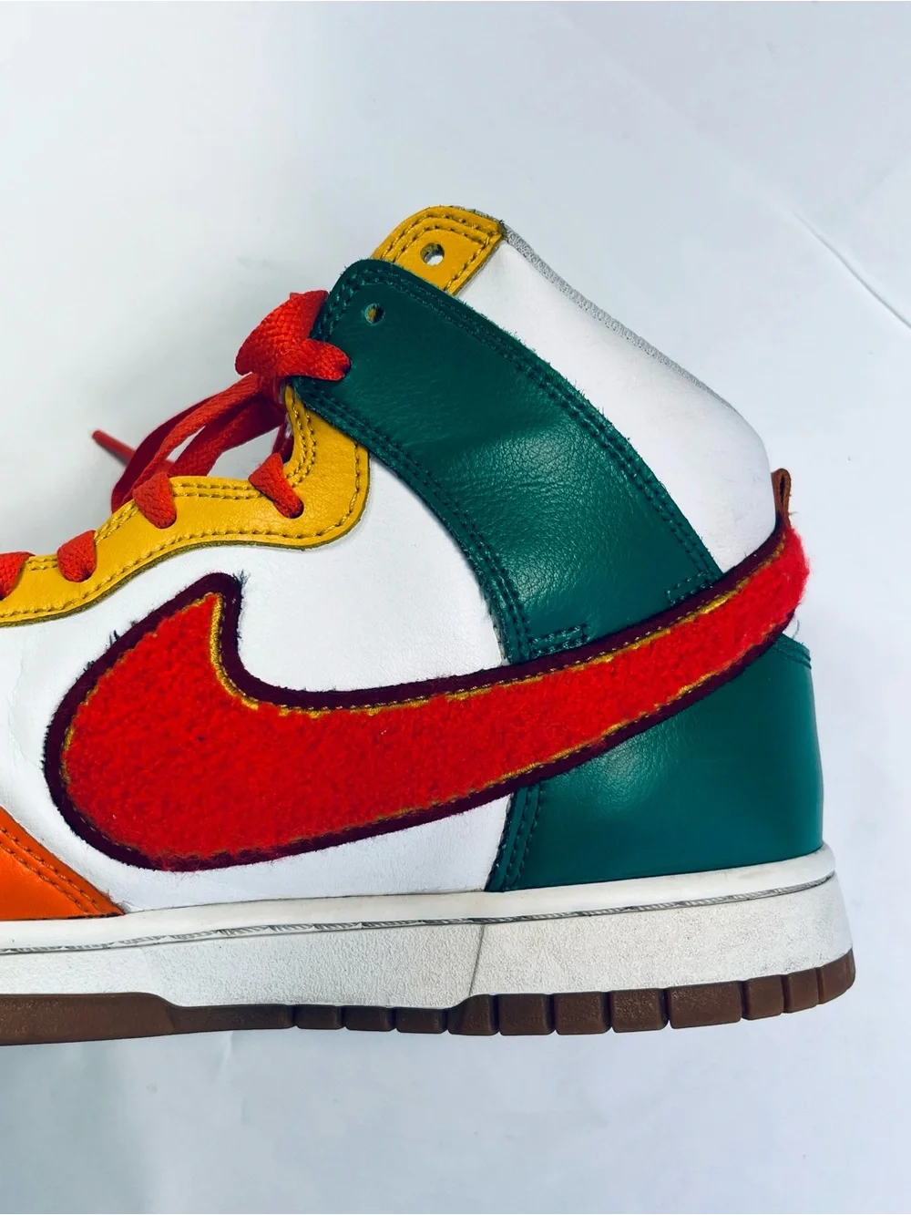 Nike Dunk vibrant nike